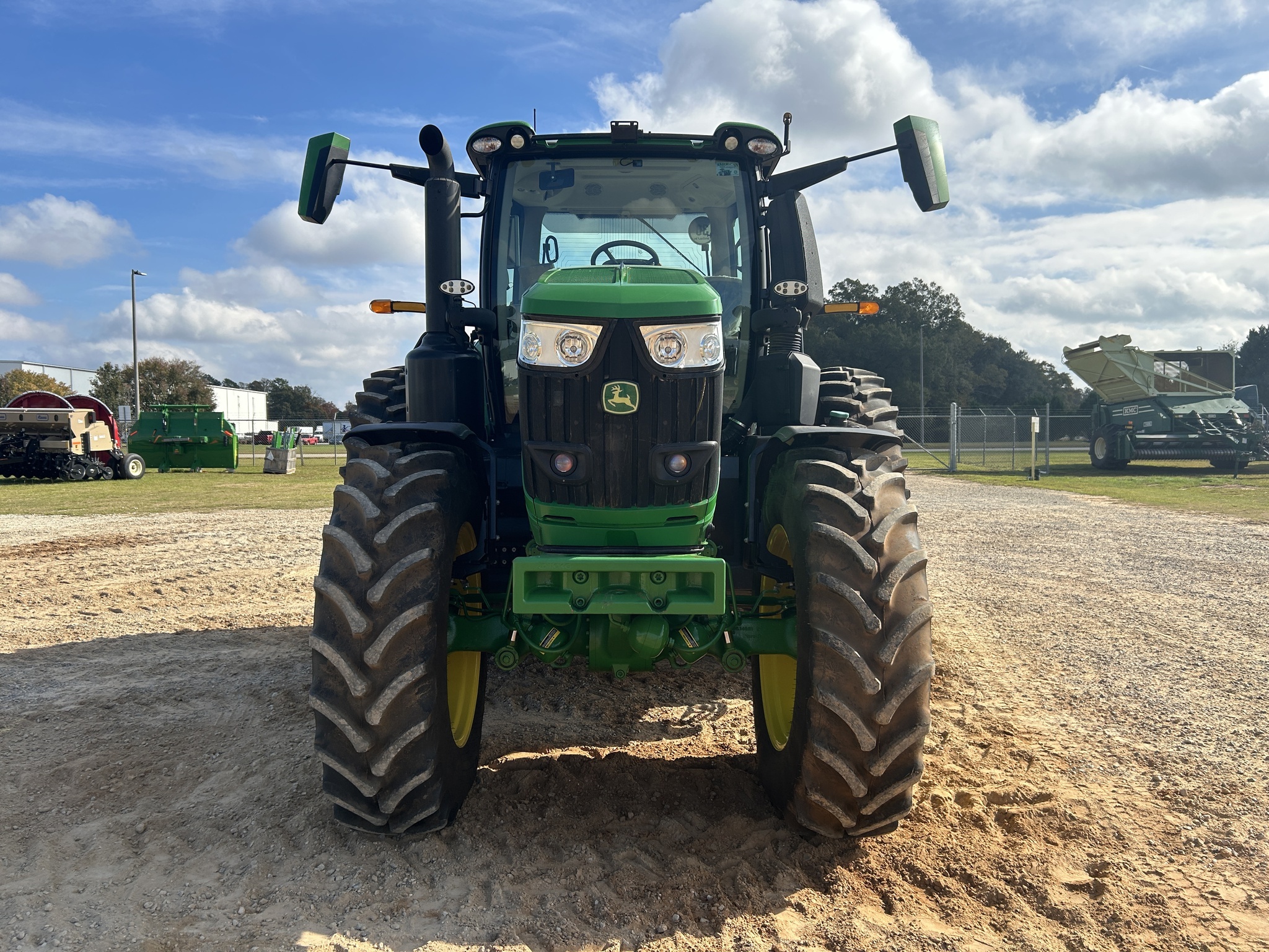 2022 John Deere 6R 250 Tractor