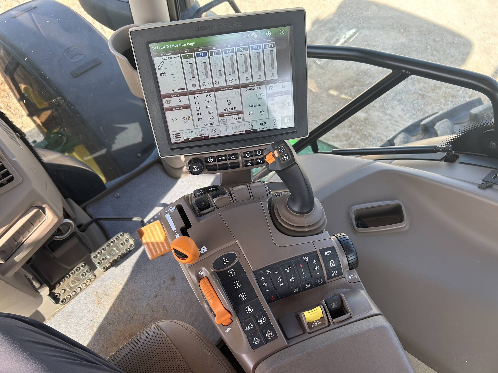 2022 John Deere 6R 250 Tractor