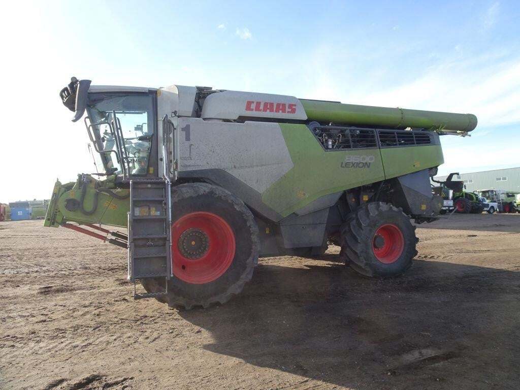 2024 Claas LEXION 8600 Combine