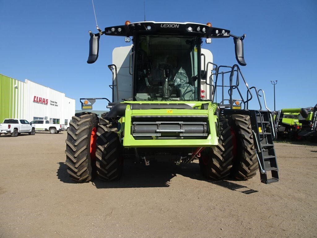 2023 Claas LEXION 8600 Combine