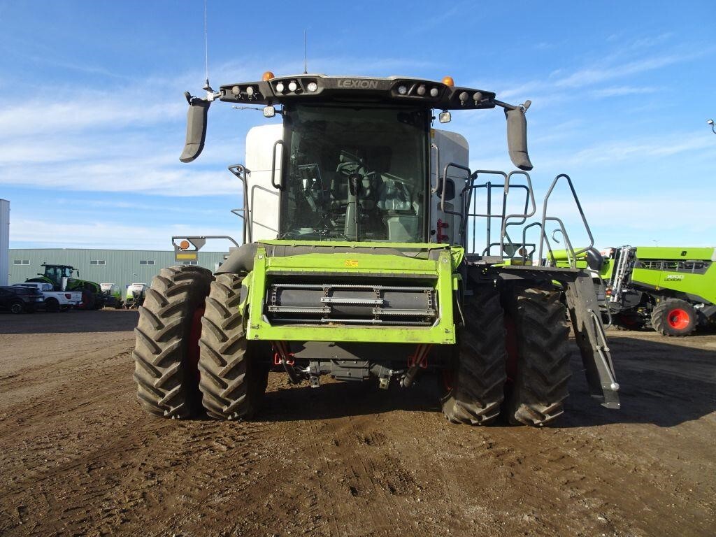 2024 Claas LEXION 8600 Combine
