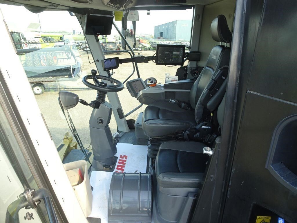 2019 Claas Lexion 760 Combine