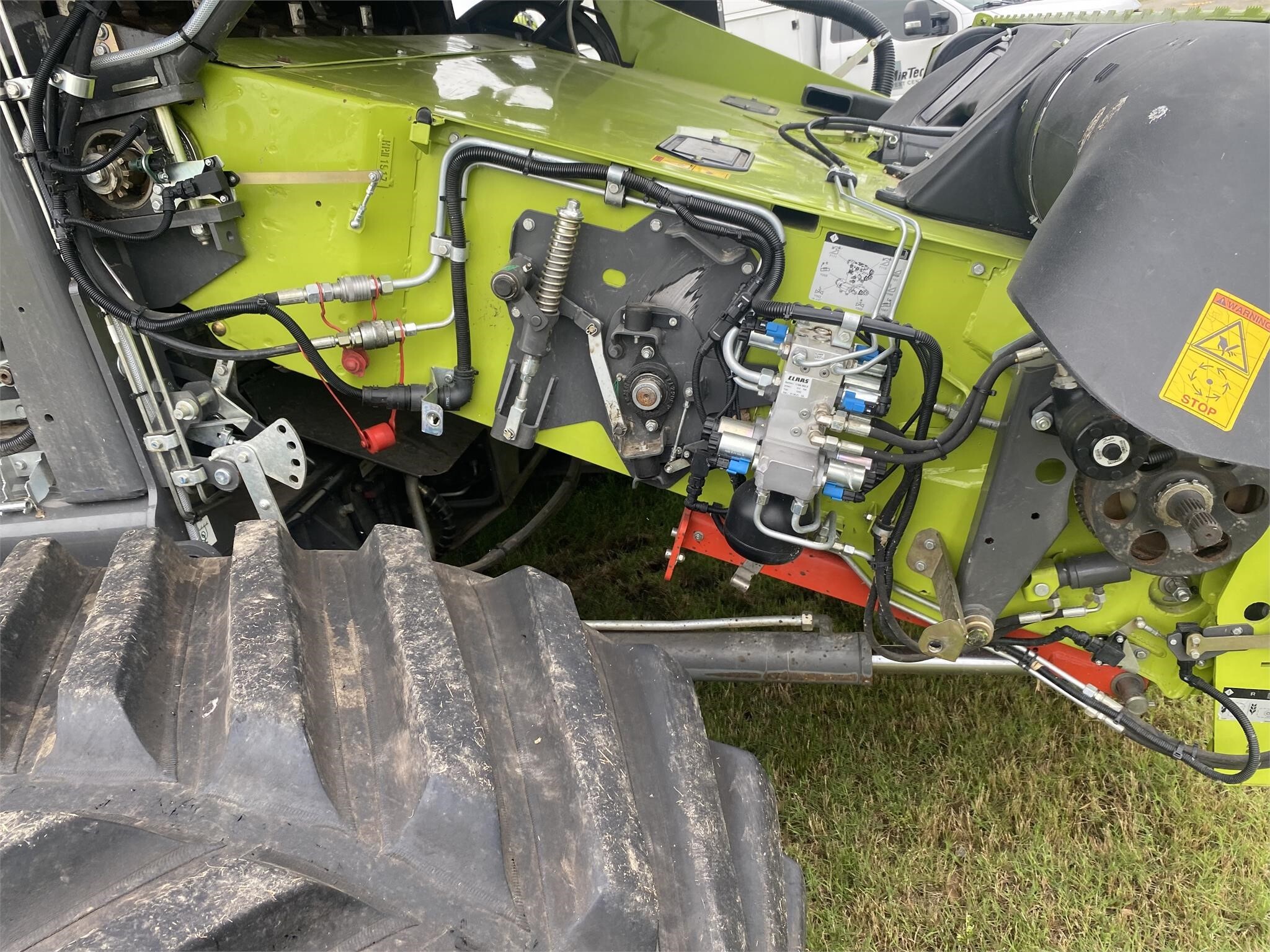 2022 Claas 8700TT Combine