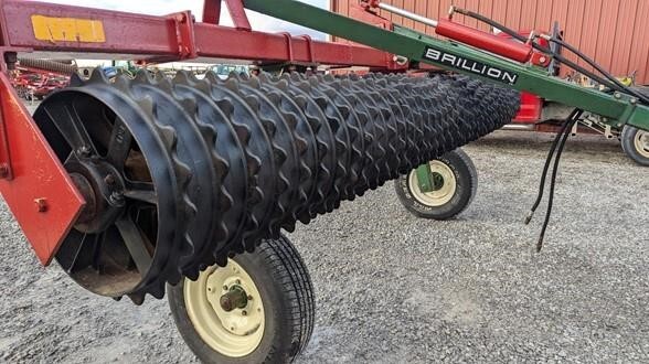  Brillion P10 Mulchers / Cultipacker