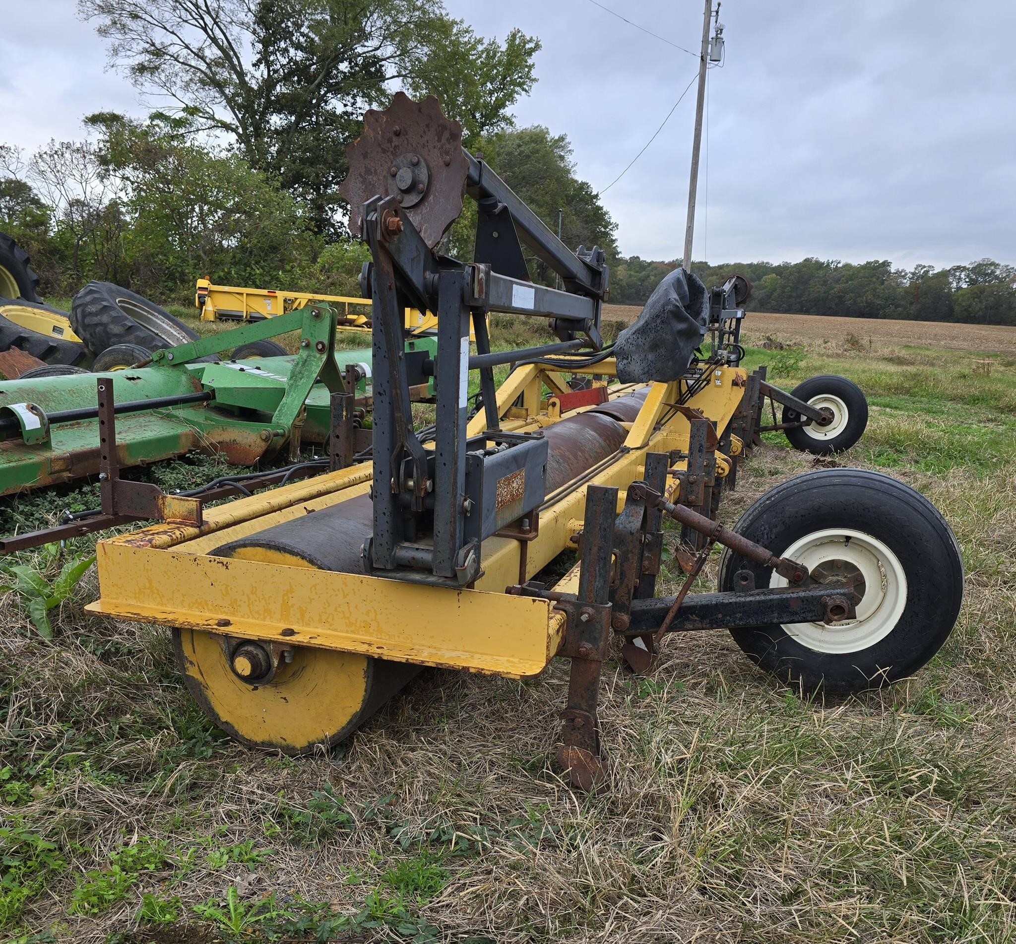  Brandt HR26 Land Roller
