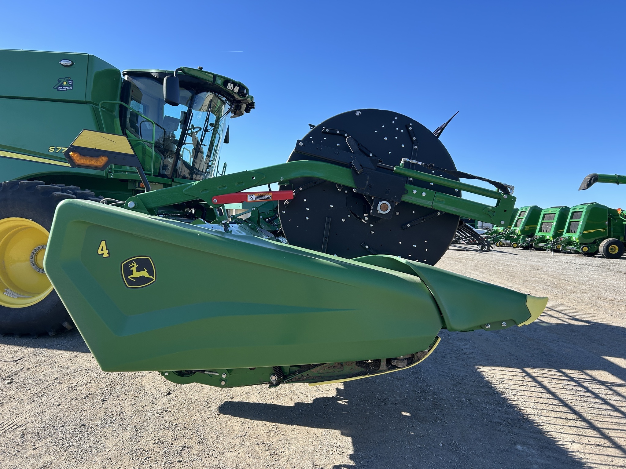 2023 John Deere HD35F Platform