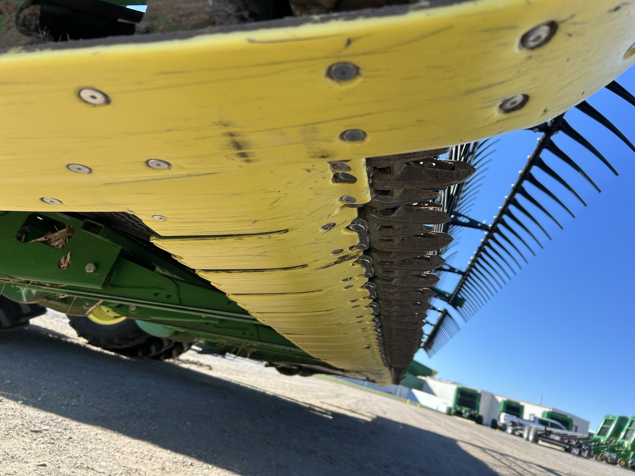 2023 John Deere HD35F Platform