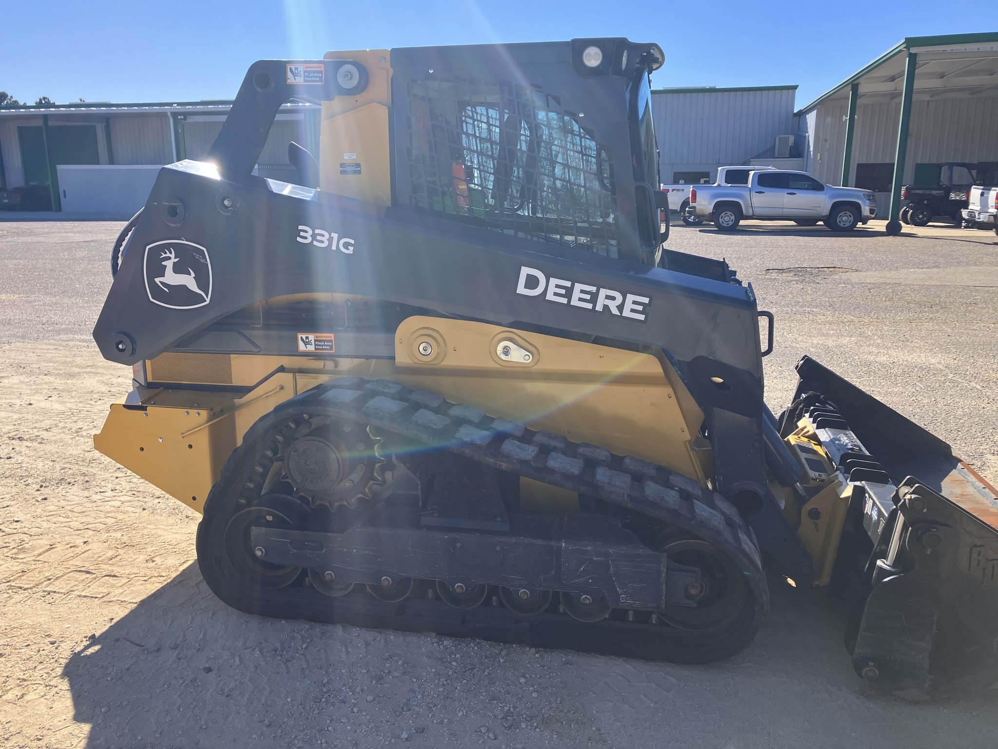2022 Deere 331G Skid Steer