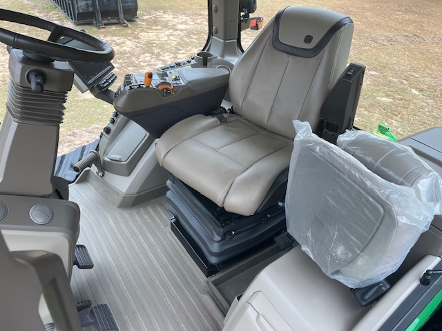 2023 John Deere 8RT 340 Tractor