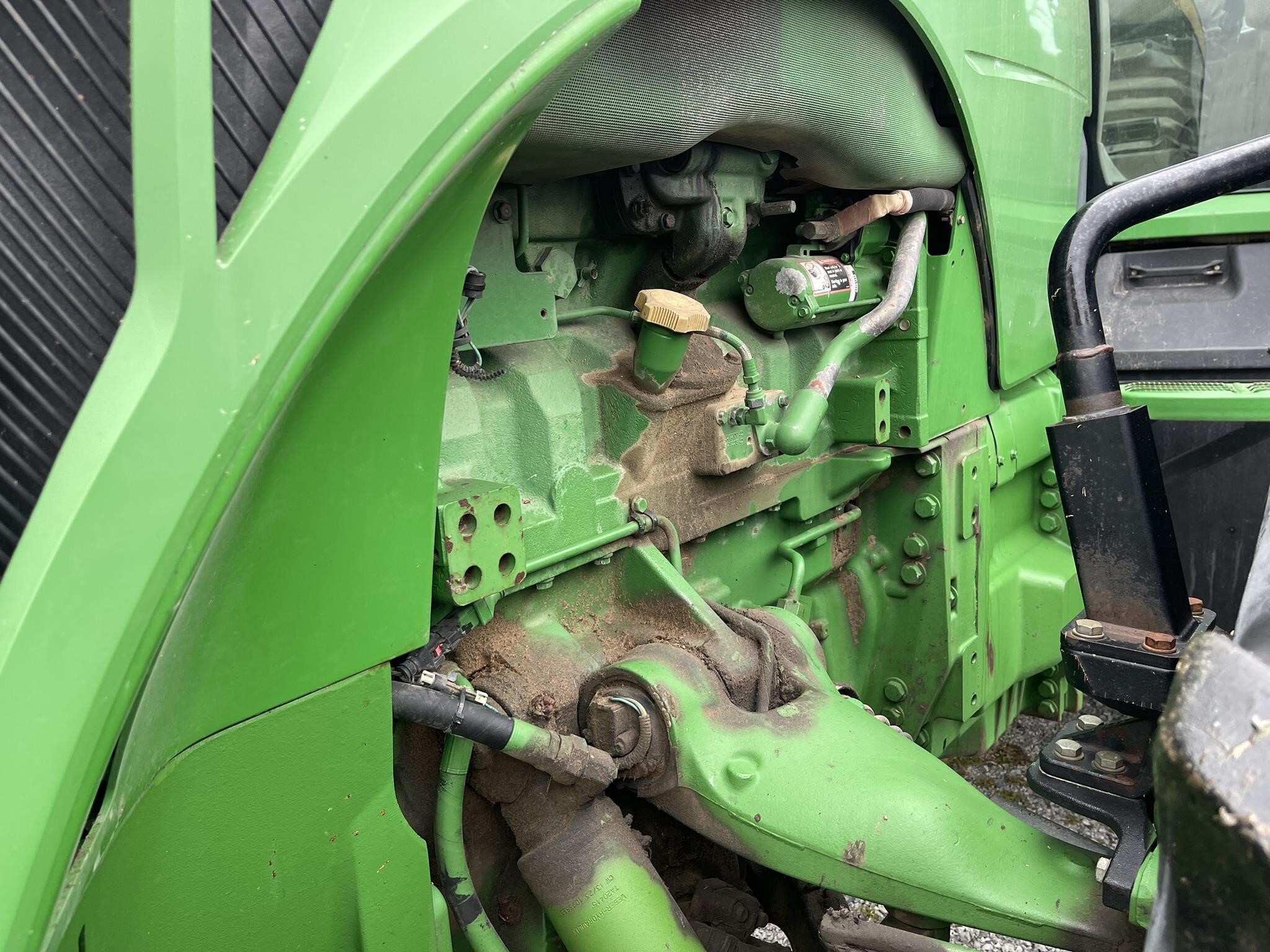 2012 John Deere 8335R Tractor