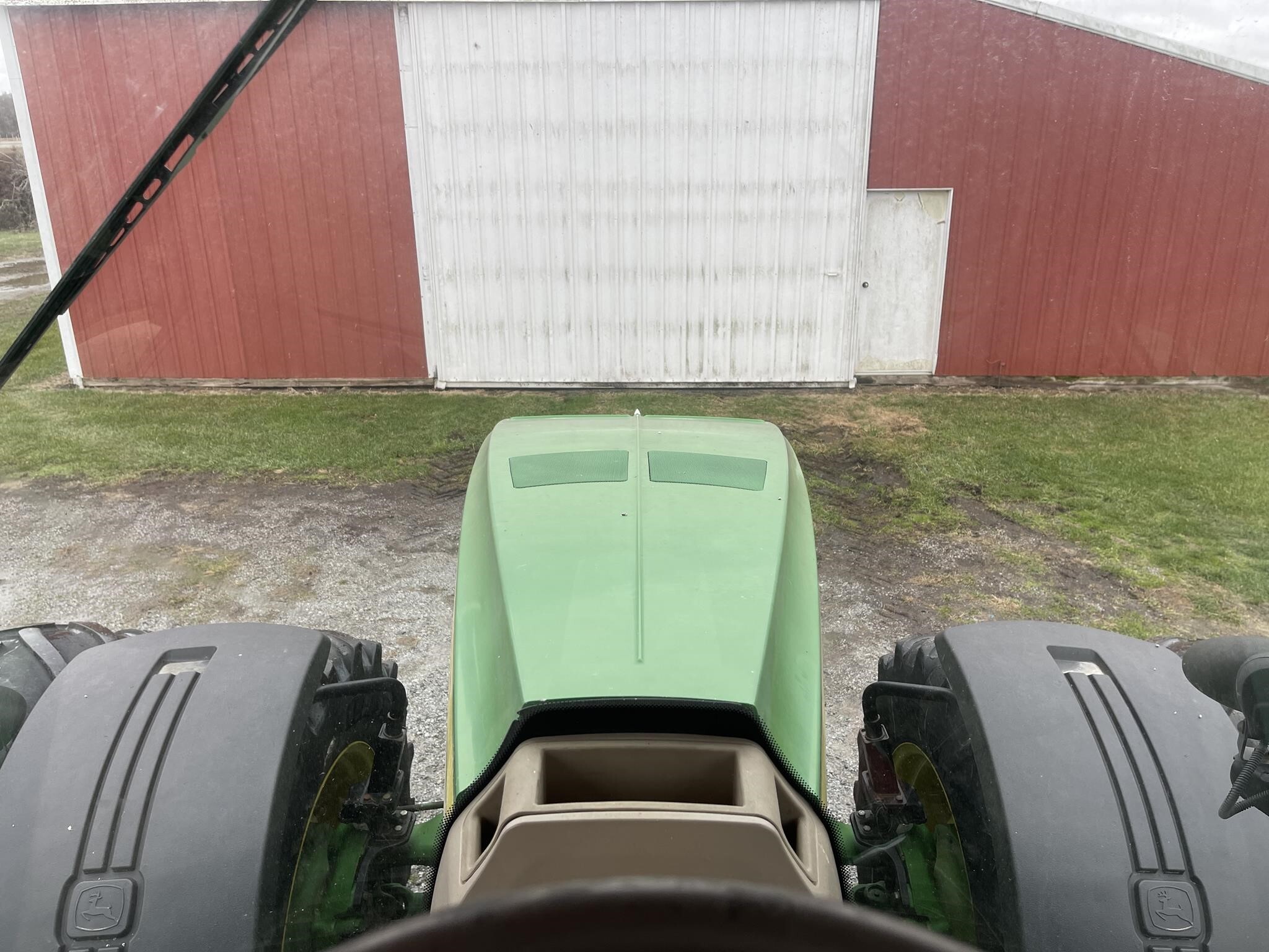 2012 John Deere 8335R Tractor