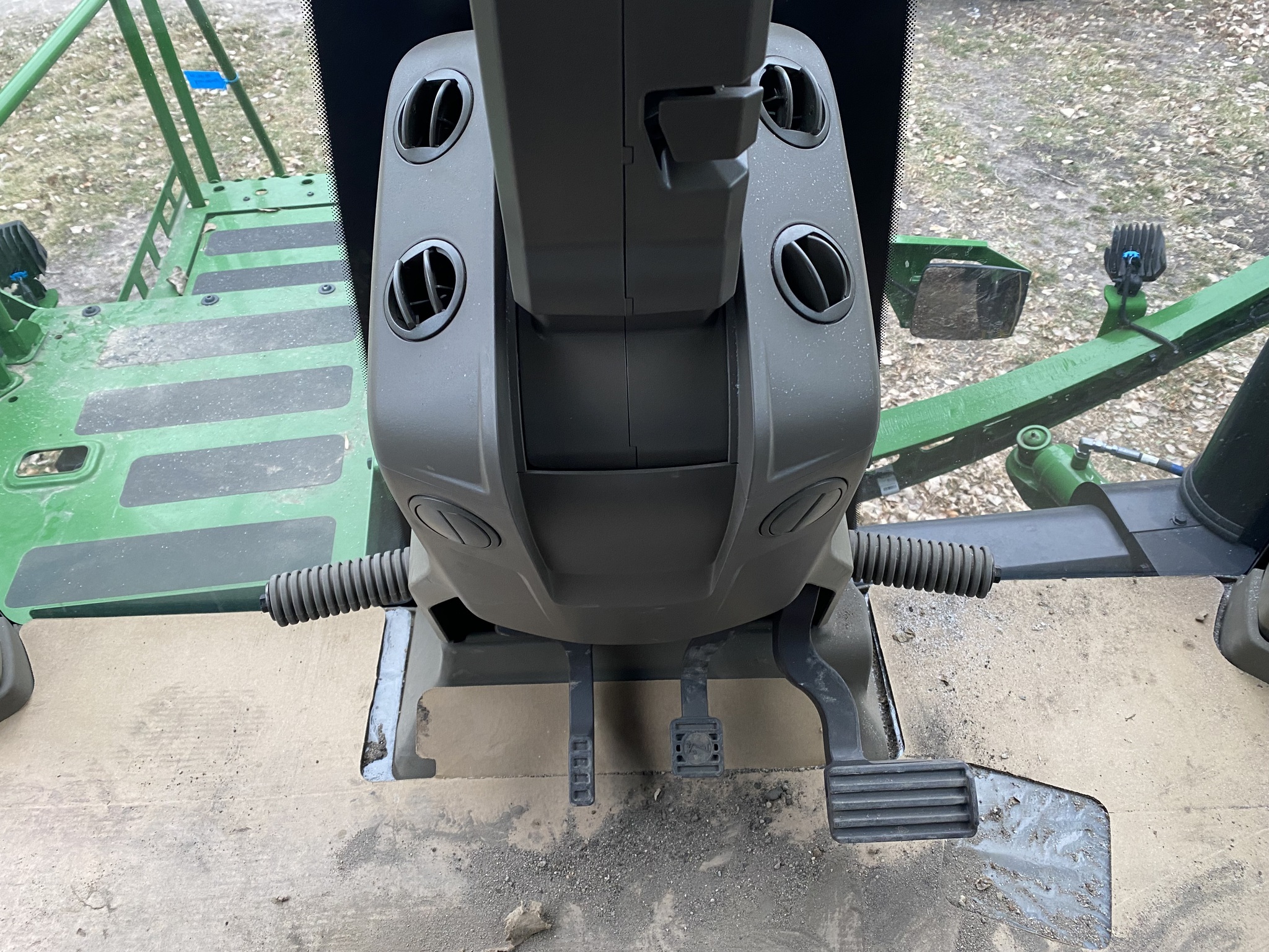 2024 John Deere 412R Self-Propelled Sprayer