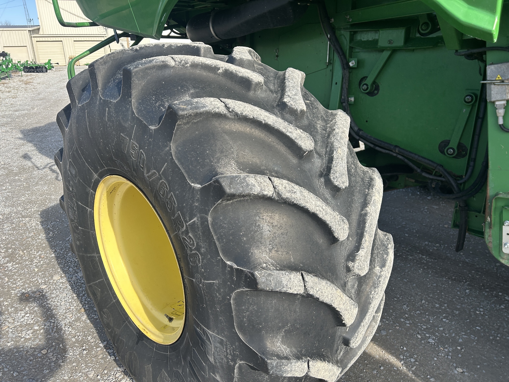 2012 John Deere S690 Combine