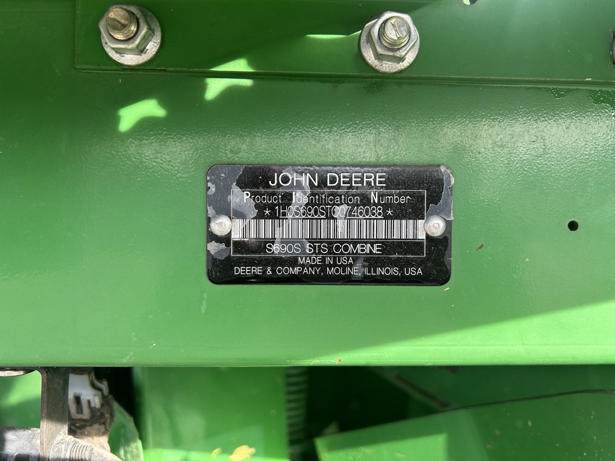 2012 John Deere S690 Combine