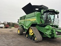 2022 John Deere X9 1100 Combine