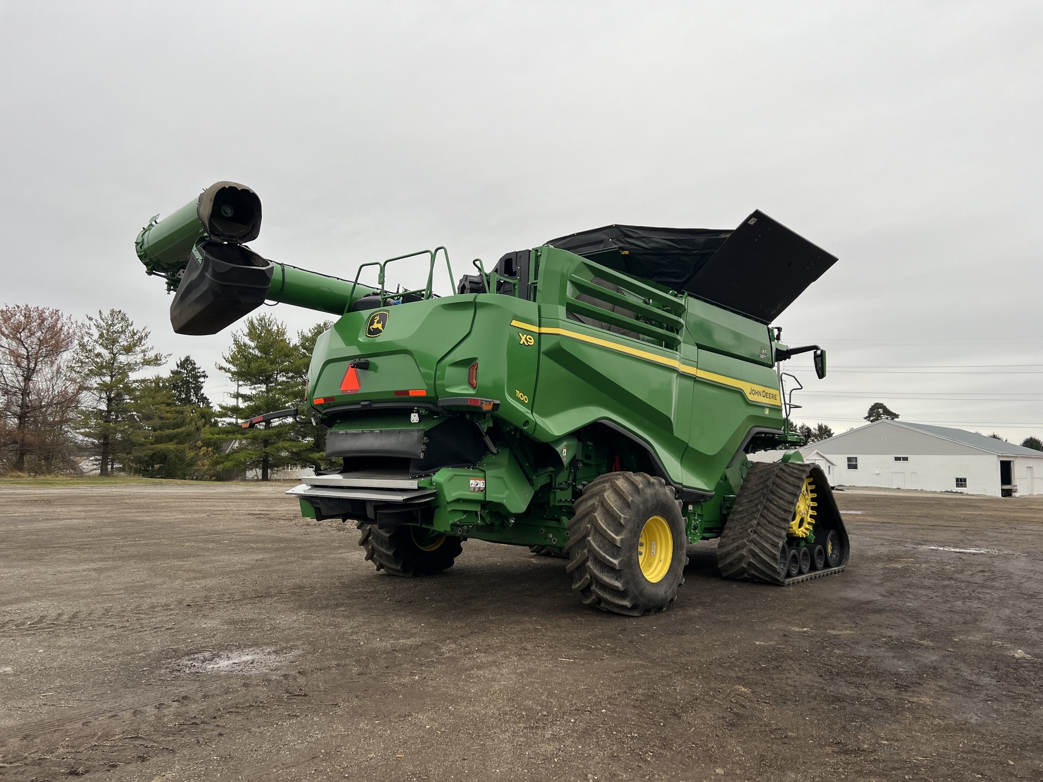 2022 John Deere X9 1100 Combine