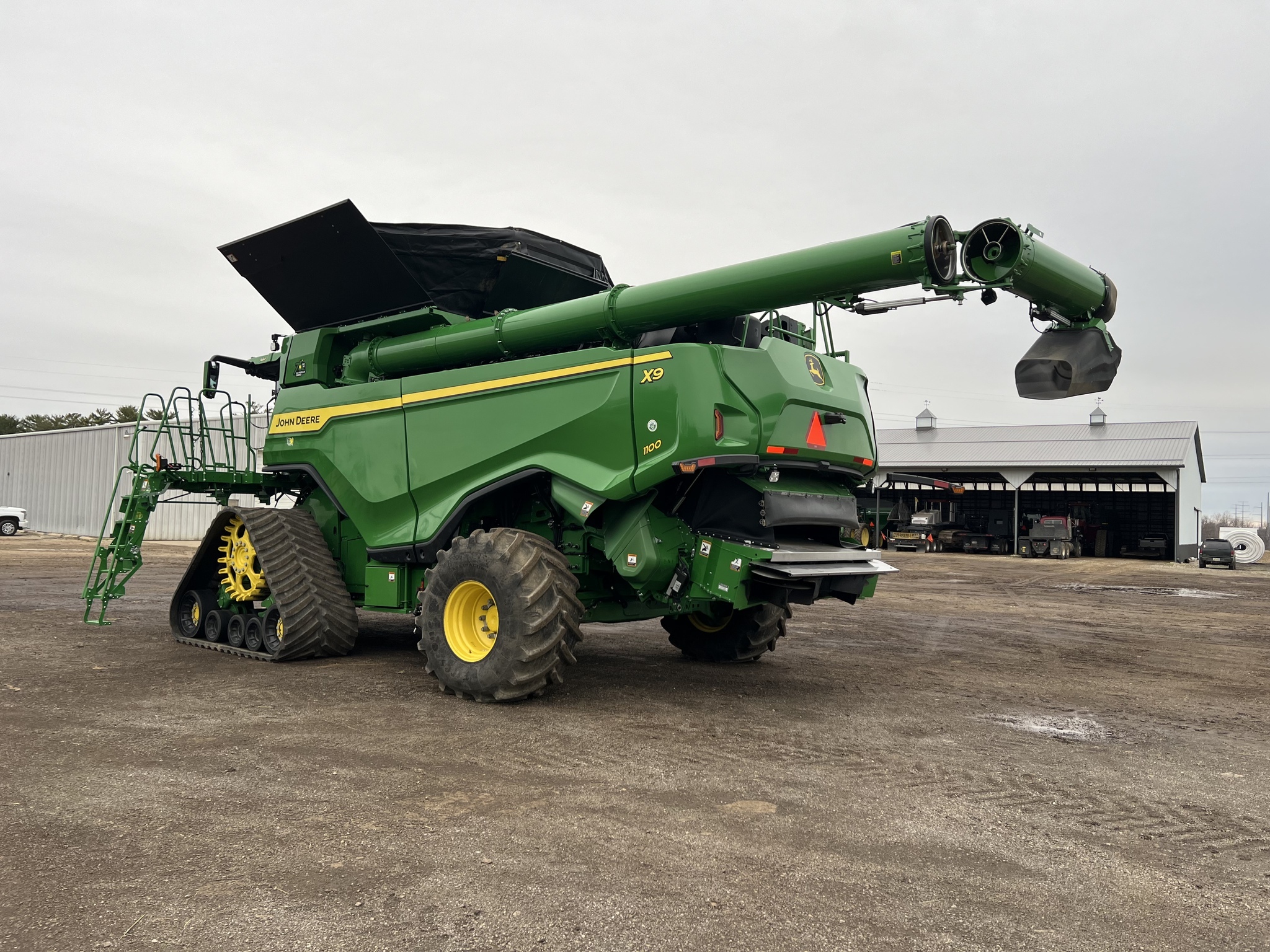 2022 John Deere X9 1100 Combine