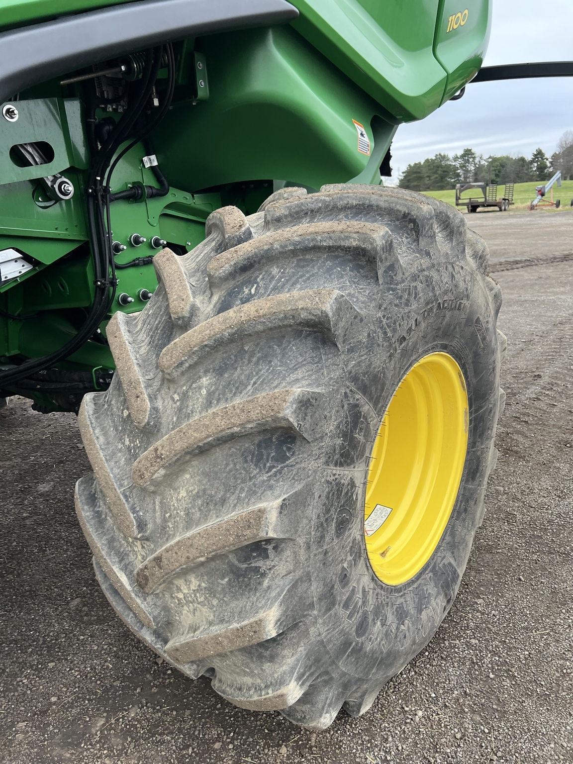 2022 John Deere X9 1100 Combine