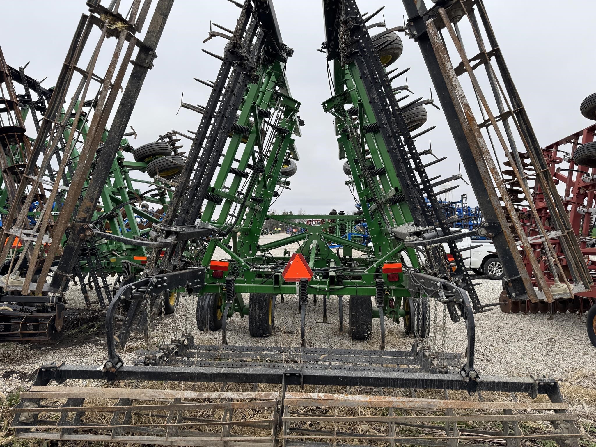  John Deere 2330 Soil Finisher