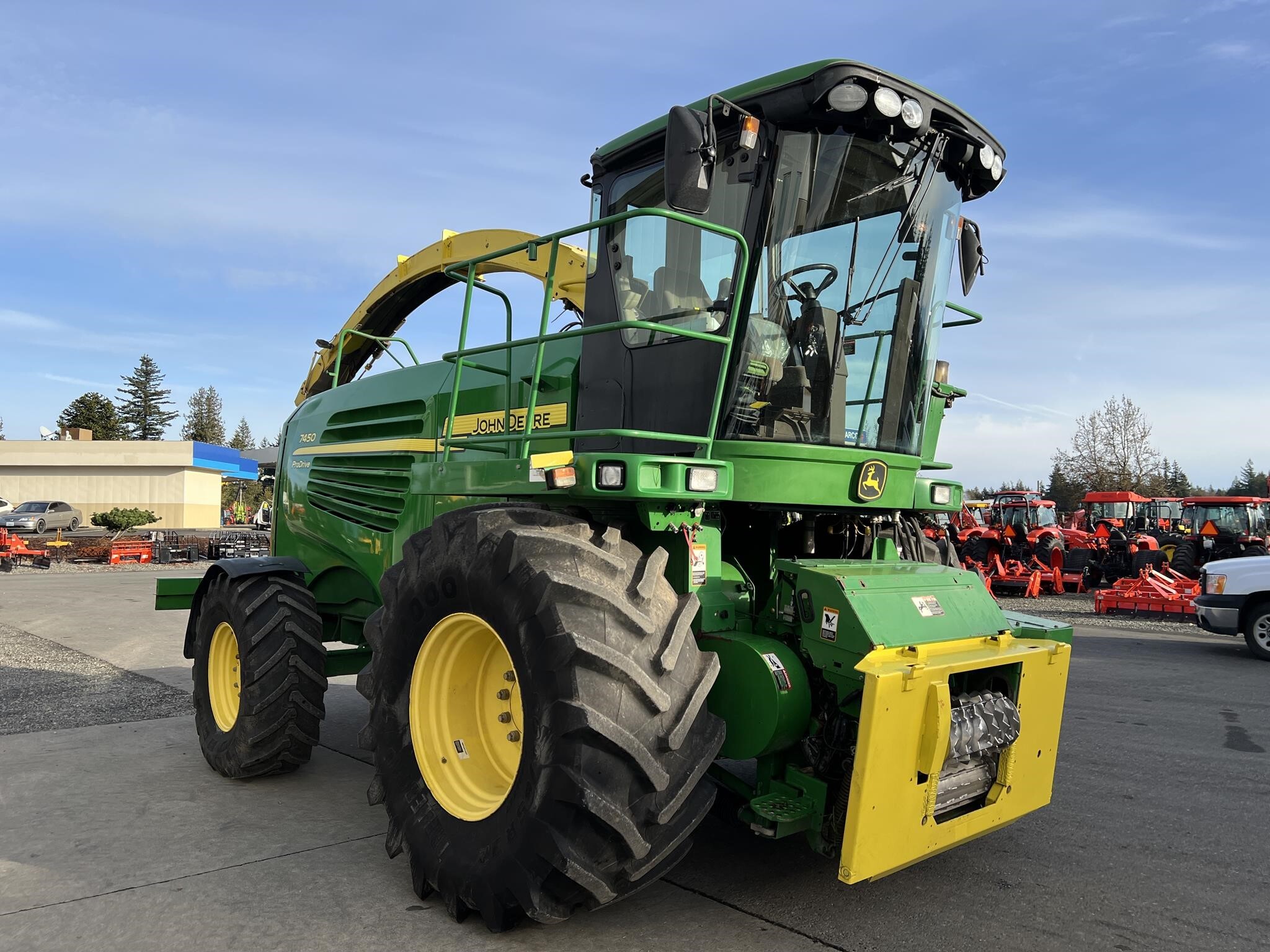2011 John Deere 7450 Self-Propelled Forage Harvester