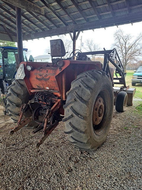 1966 Allis Chalmers 190XT Tractor