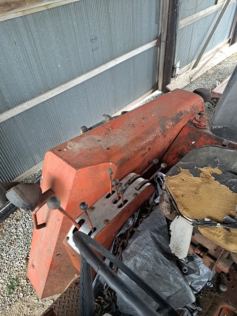 1966 Allis Chalmers 190XT Tractor