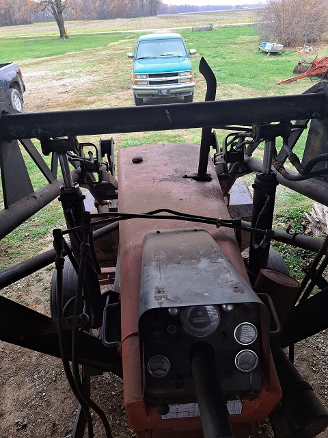 1966 Allis Chalmers 190XT Tractor
