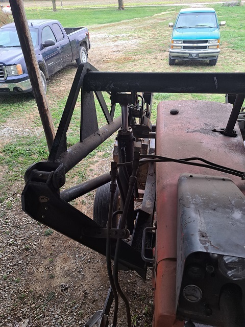 1966 Allis Chalmers 190XT Tractor