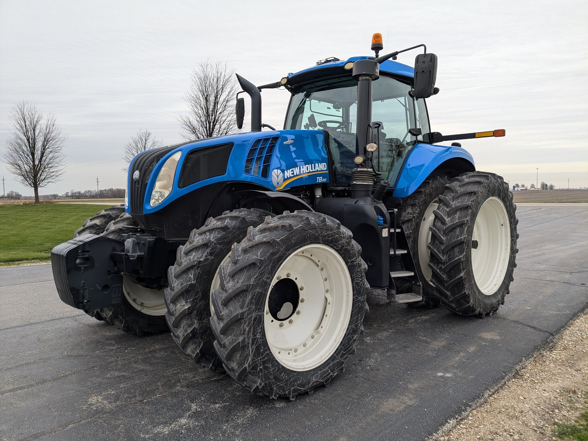 2015 New Holland T8.410 Tractor