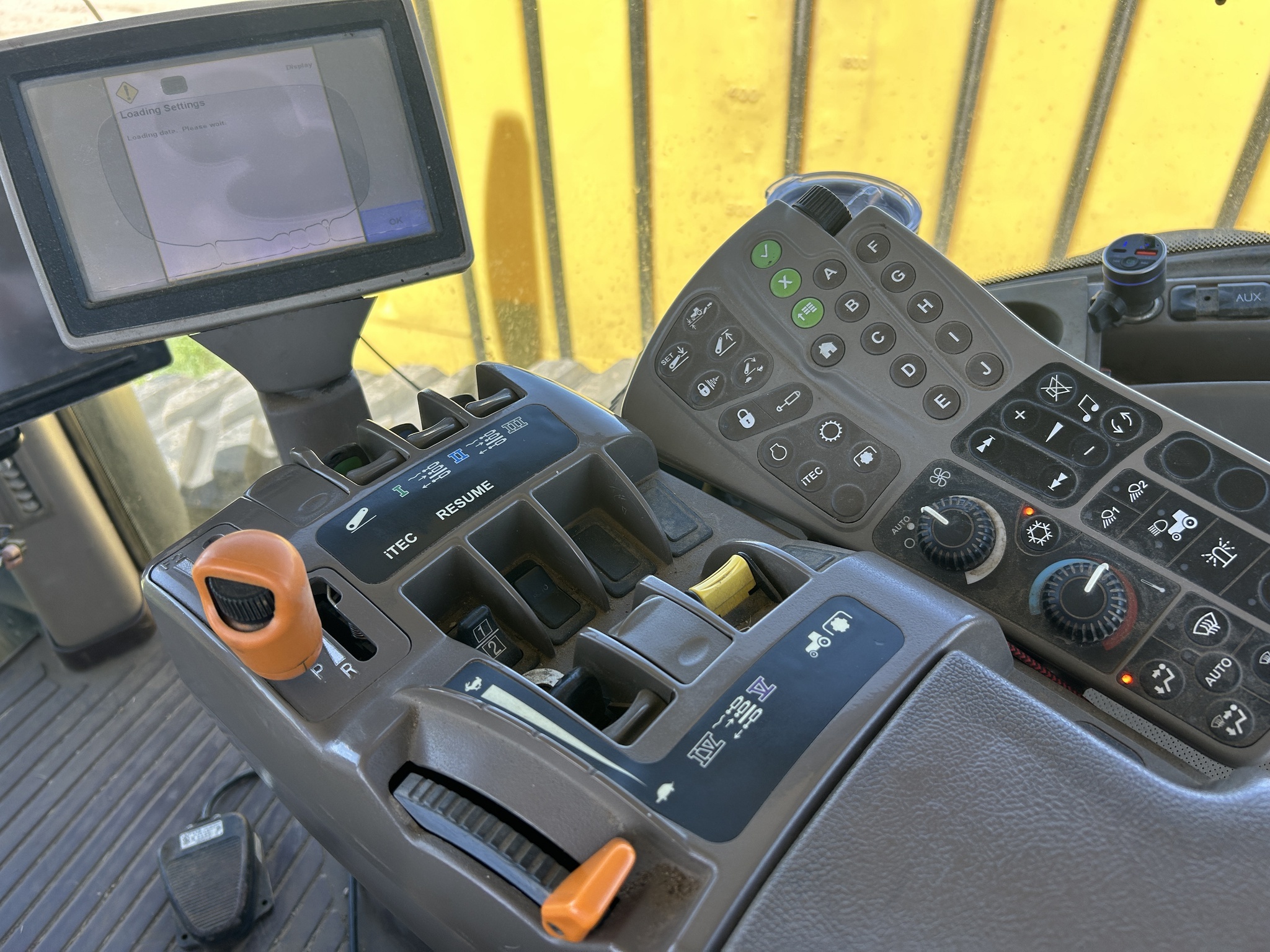 2011 John Deere 8360RT Tractor