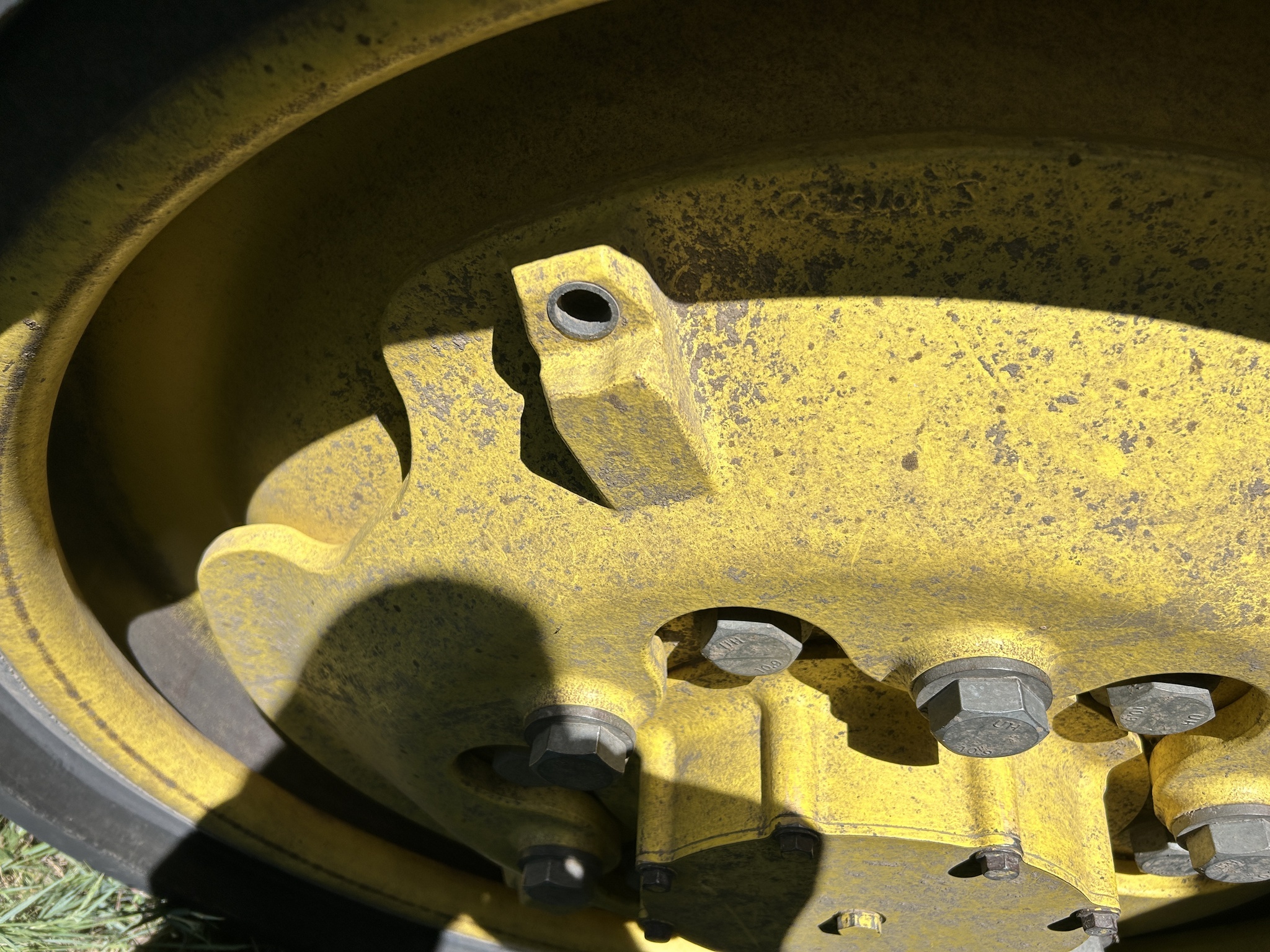 2011 John Deere 8360RT Tractor