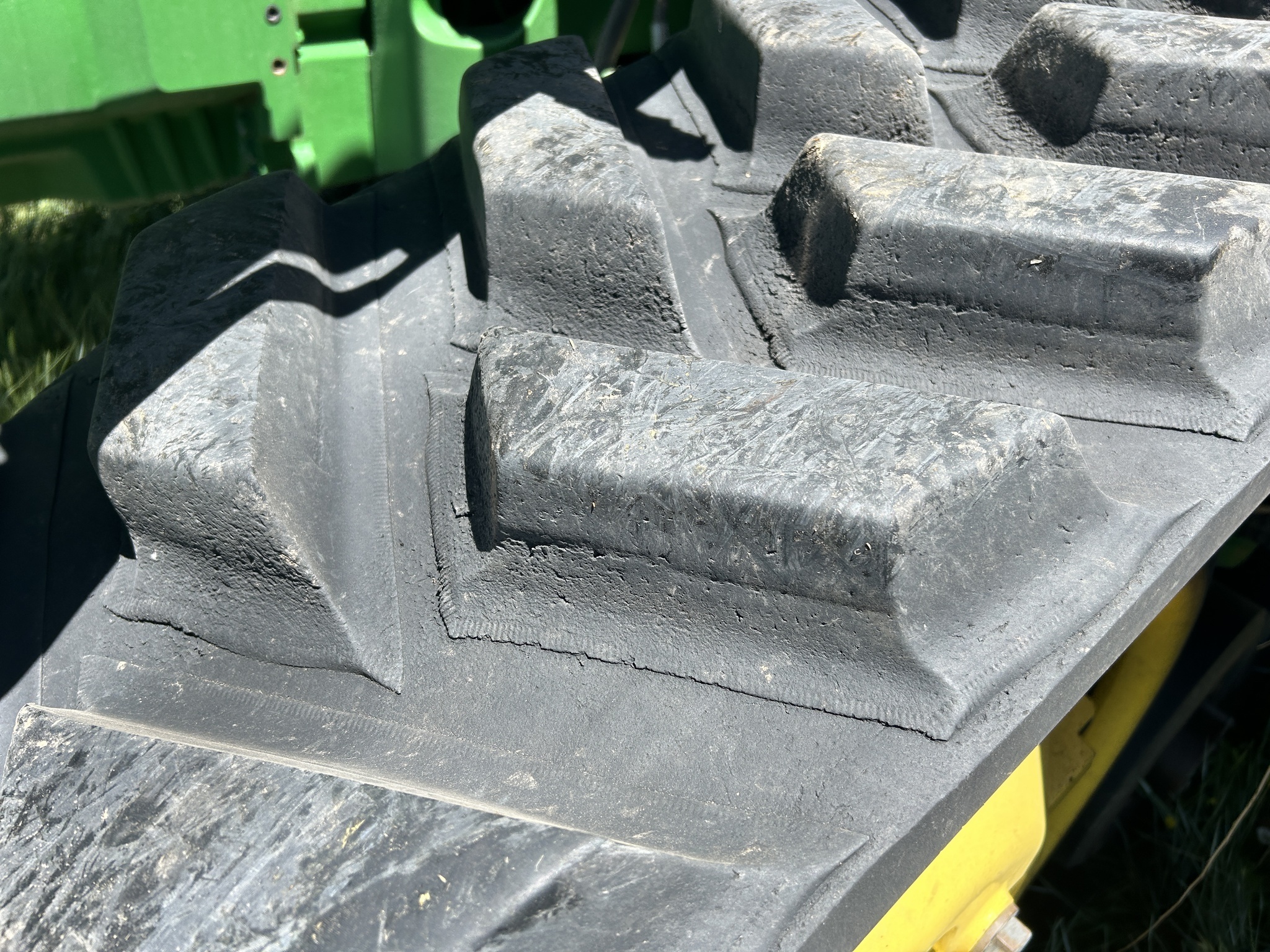 2011 John Deere 8360RT Tractor