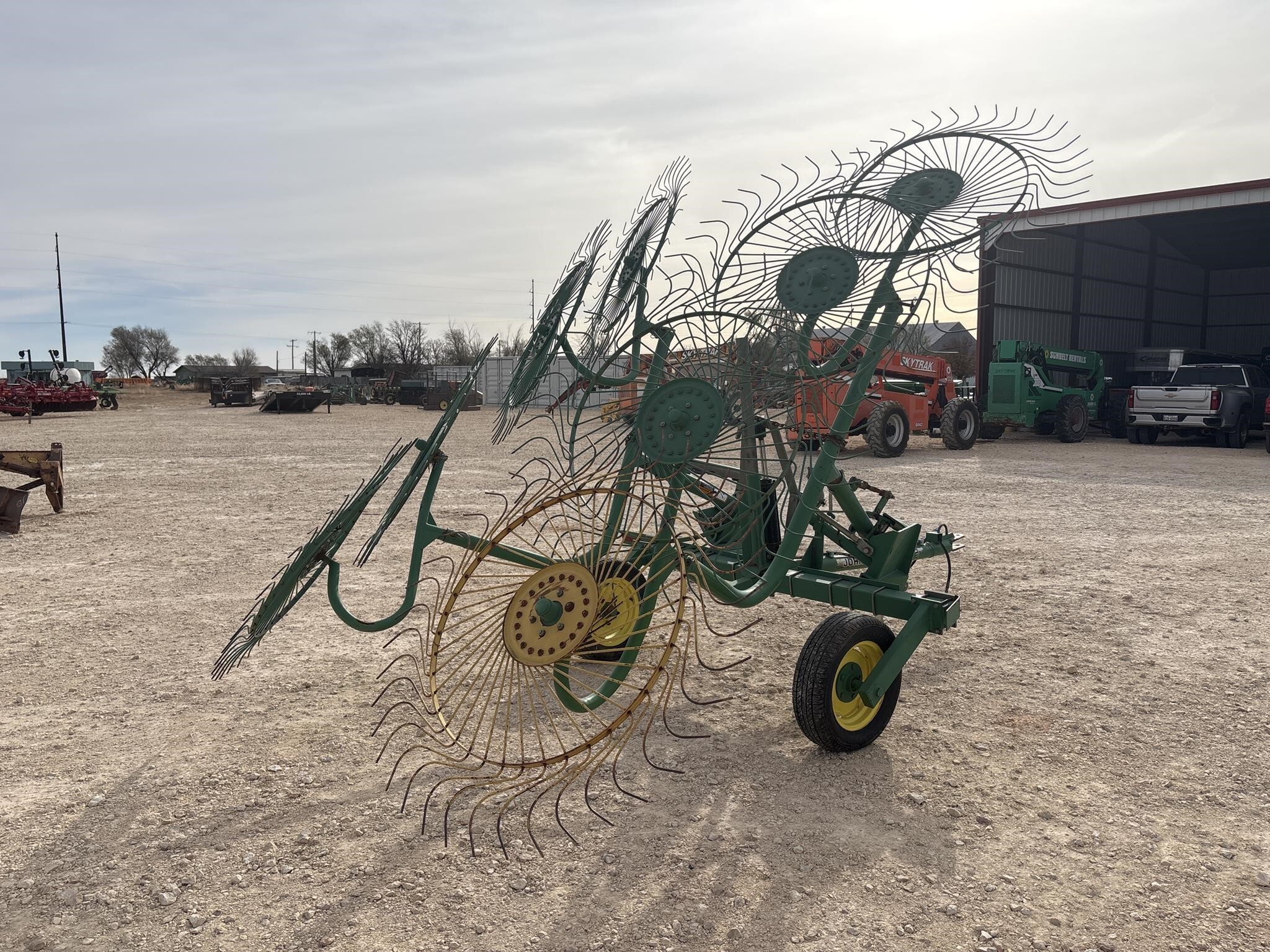 John Deere 702 Rake - $Call | Machinery Pete