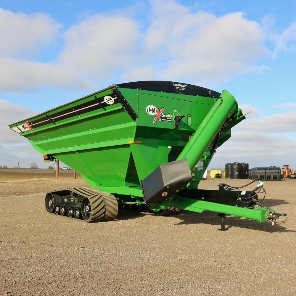 2026 J&M 1522-20T Grain Cart