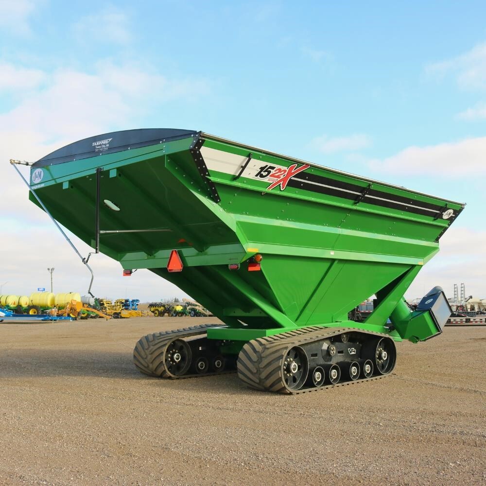 2026 J&M 1522-20T Grain Cart