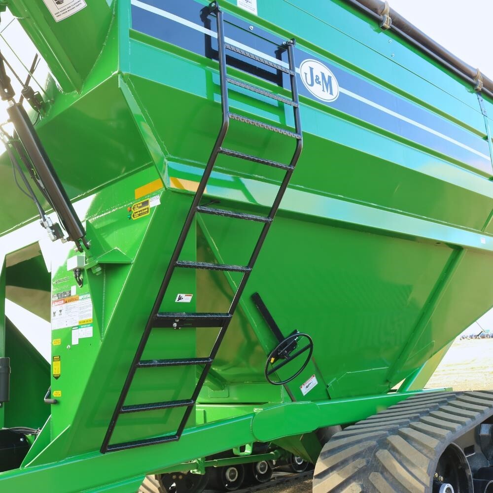 2026 J&M 1522-20T Grain Cart