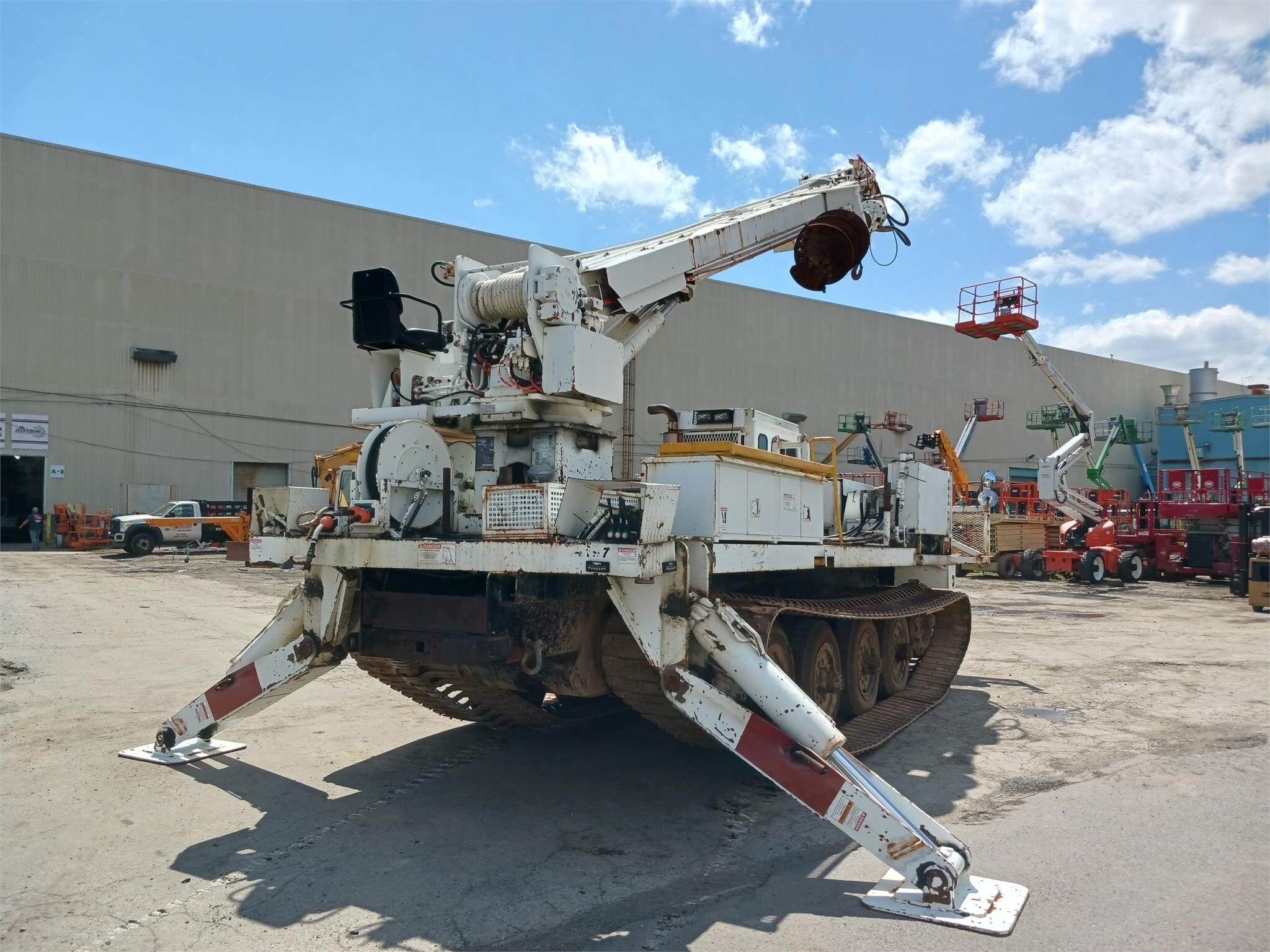 2000 HICO HT15H Crawler