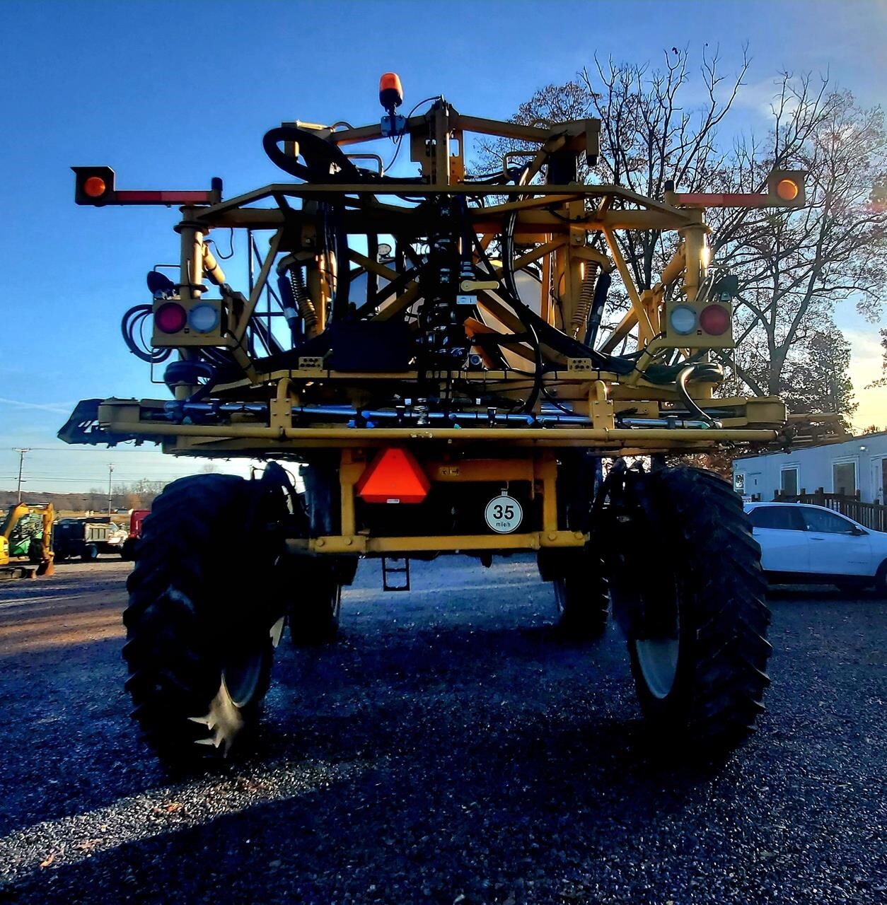 2020 ROGATOR RG1100C Self-Propelled Sprayer