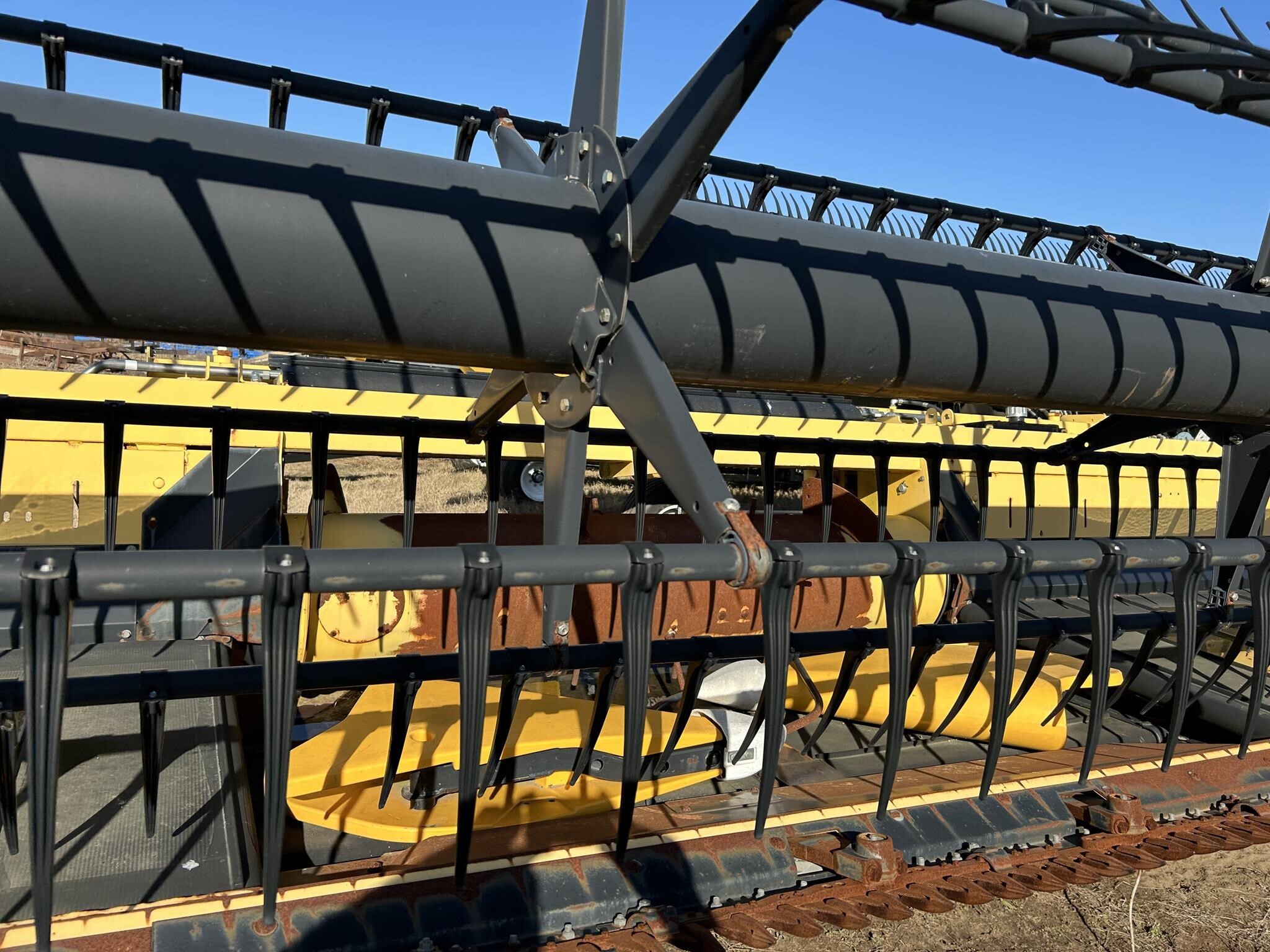 2017 New Holland 840CD Platform