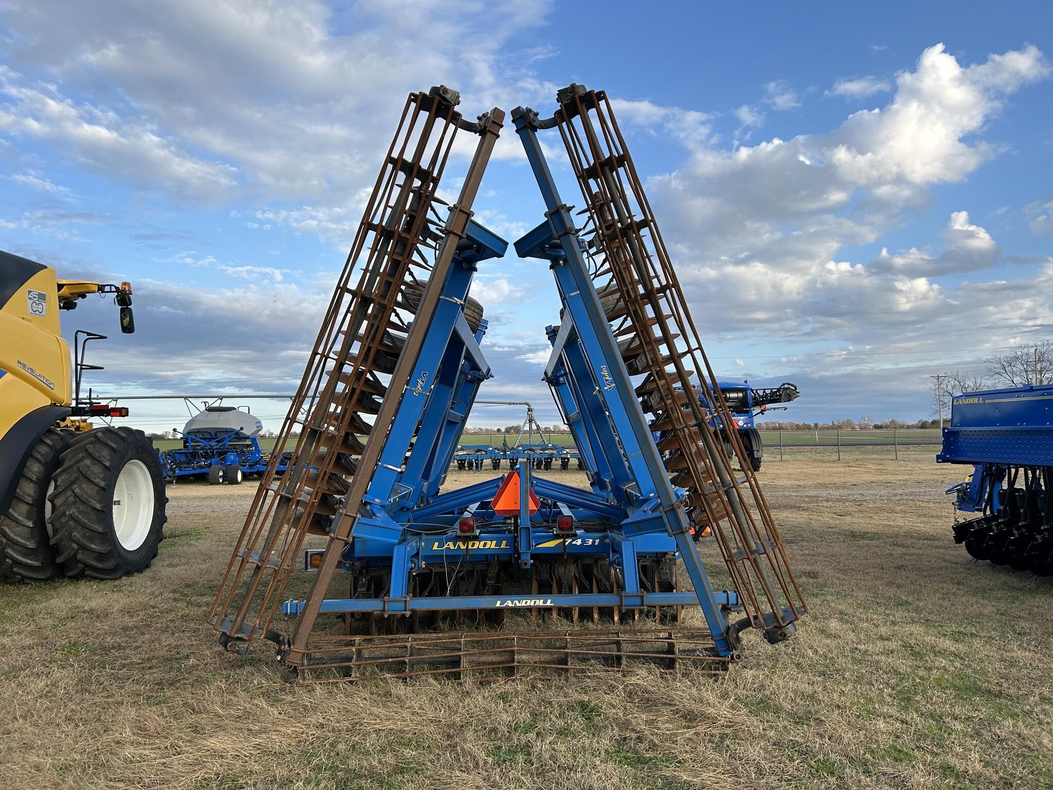 2011 Landoll 7431 VT Plus Vertical Tillage