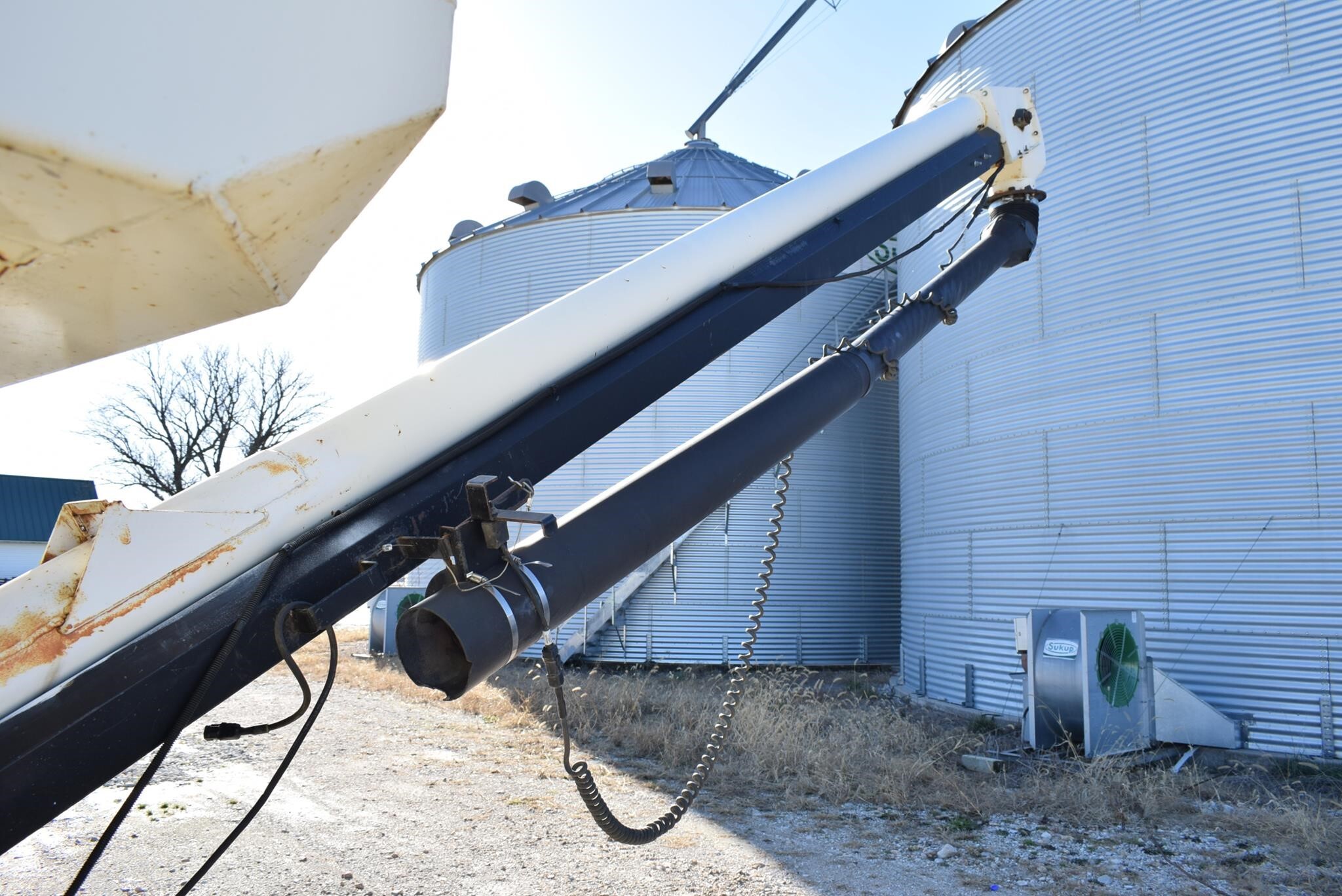  Friesen 240 Seed Tender