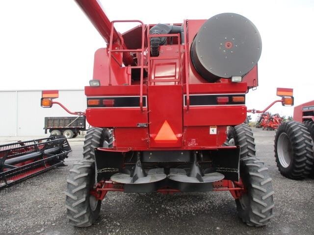 2001 Case IH 2388 Combine