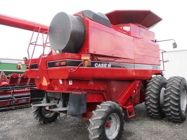 2001 Case IH 2388 Combine