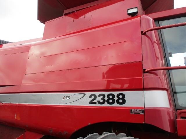 2001 Case IH 2388 Combine
