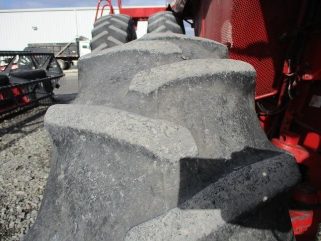 2001 Case IH 2388 Combine