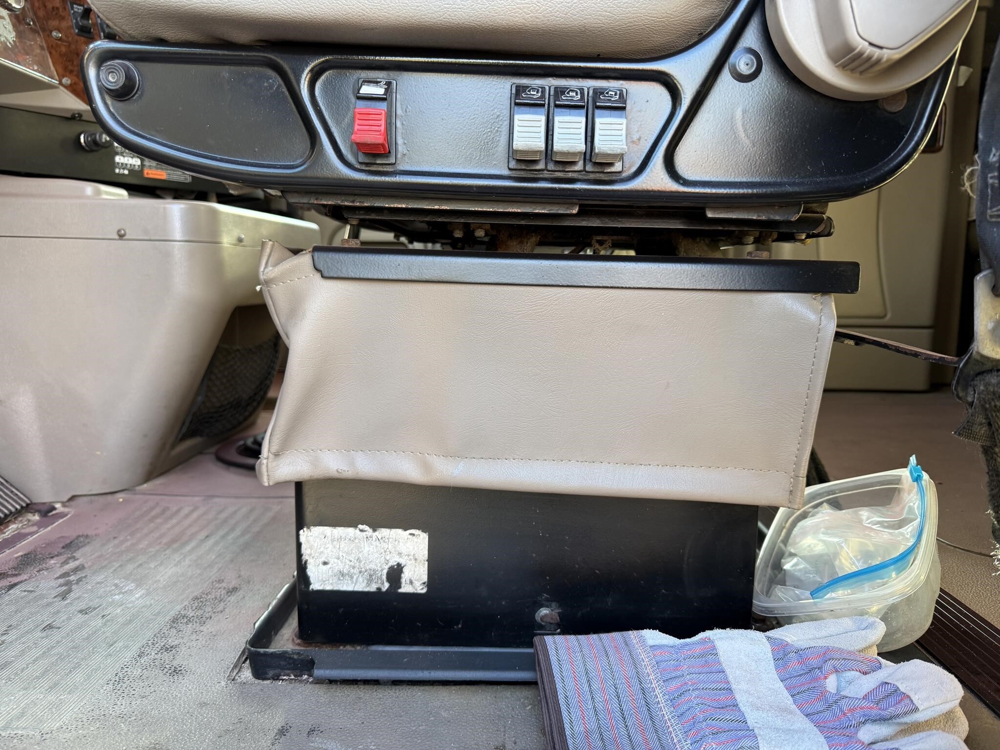 2007 International 9400 Semi Trucks/Trailer