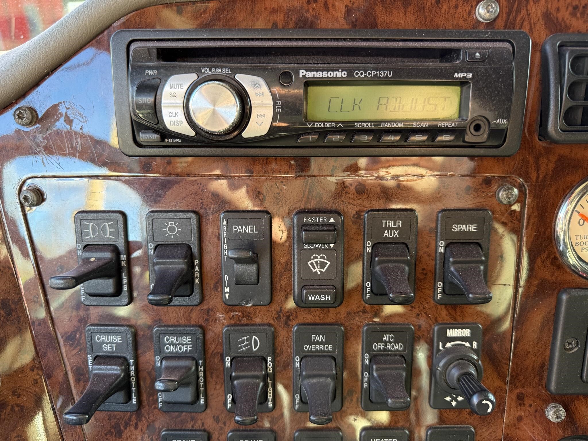 2007 International 9400 Semi Trucks/Trailer