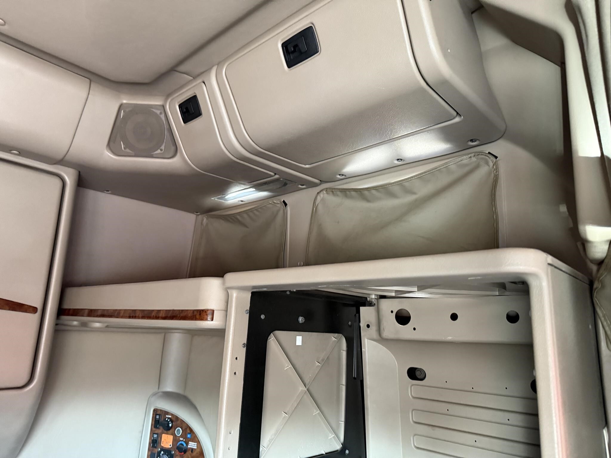 2007 International 9400 Semi Trucks/Trailer