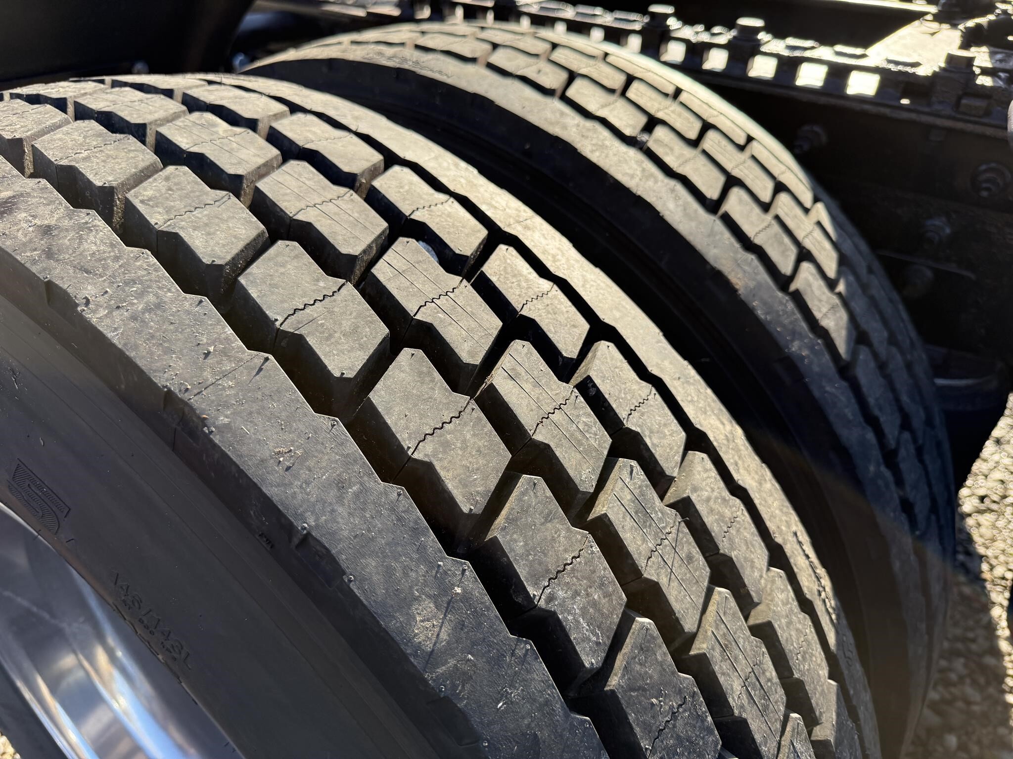 2007 International 9400 Semi Trucks/Trailer