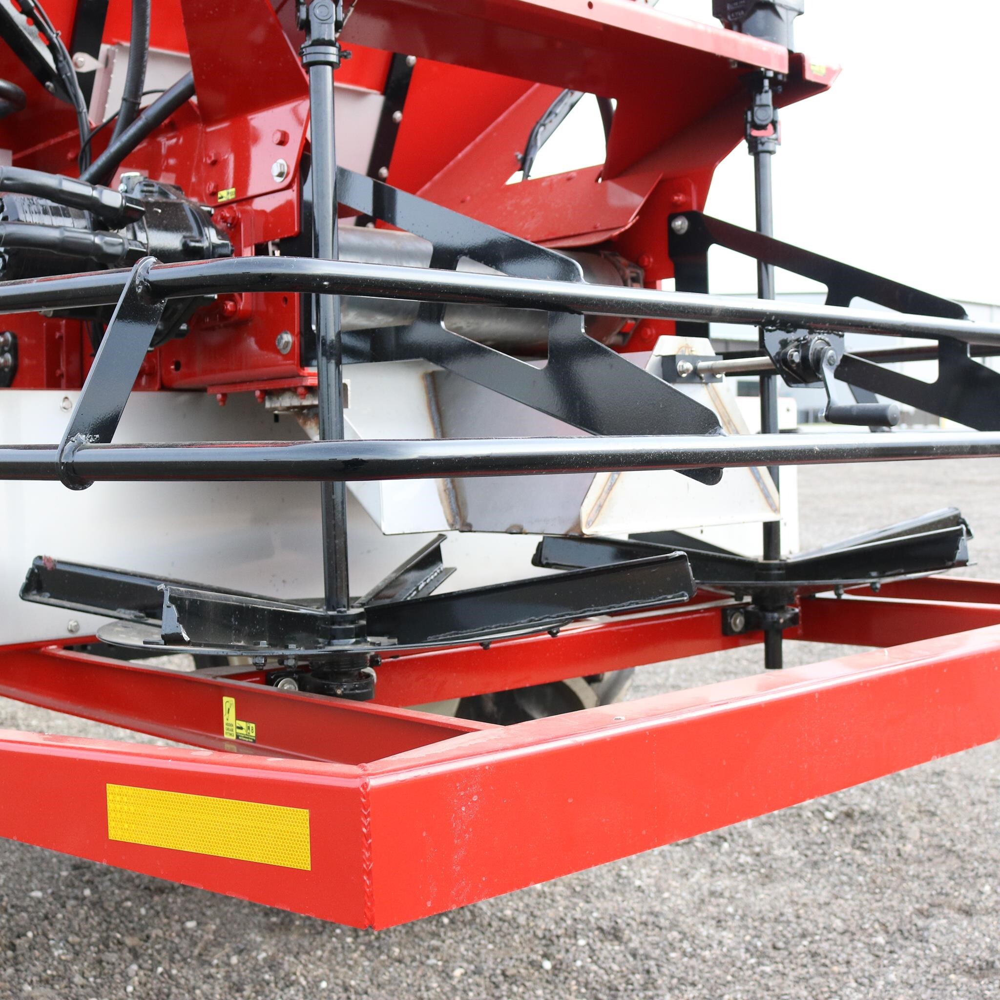 2025 Salford BBI MAGNASPREAD Pull-Type Fertilizer Spreader